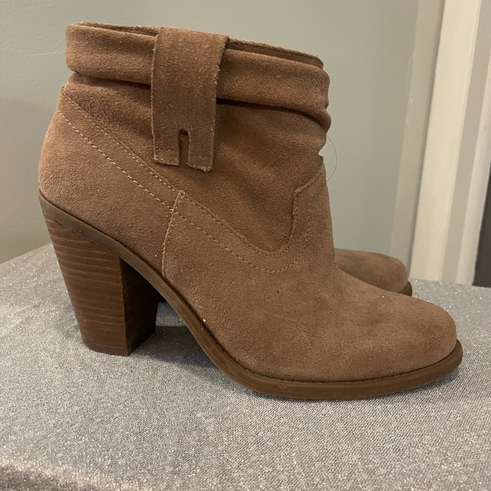 Heeled ankle boots